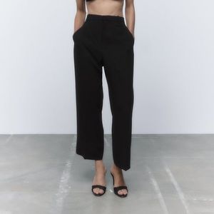 Zara HIGH WAISTED STRAIGHT CUT PANTS size Small NWT